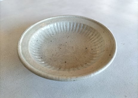 灰釉5寸皿　立花嶺