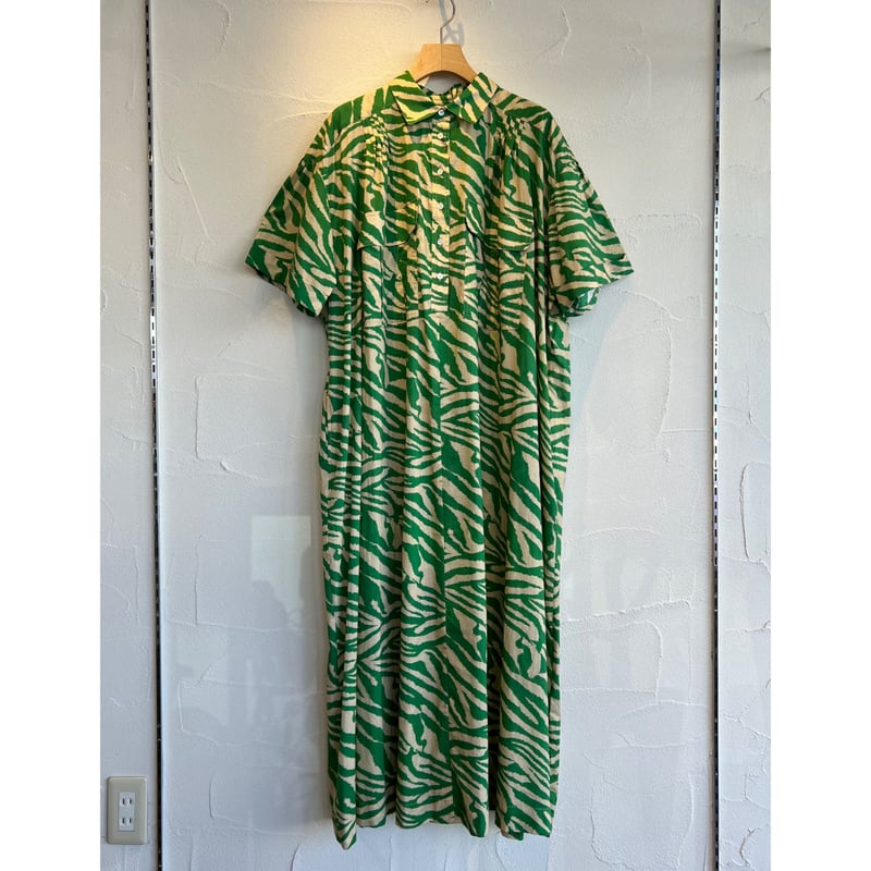 【美品】ドゥロワー　シャツワンピース　ライトグリーン　size36 美品】ドゥロワー シャツワンピース ライトグリーン size36 麻混ロング