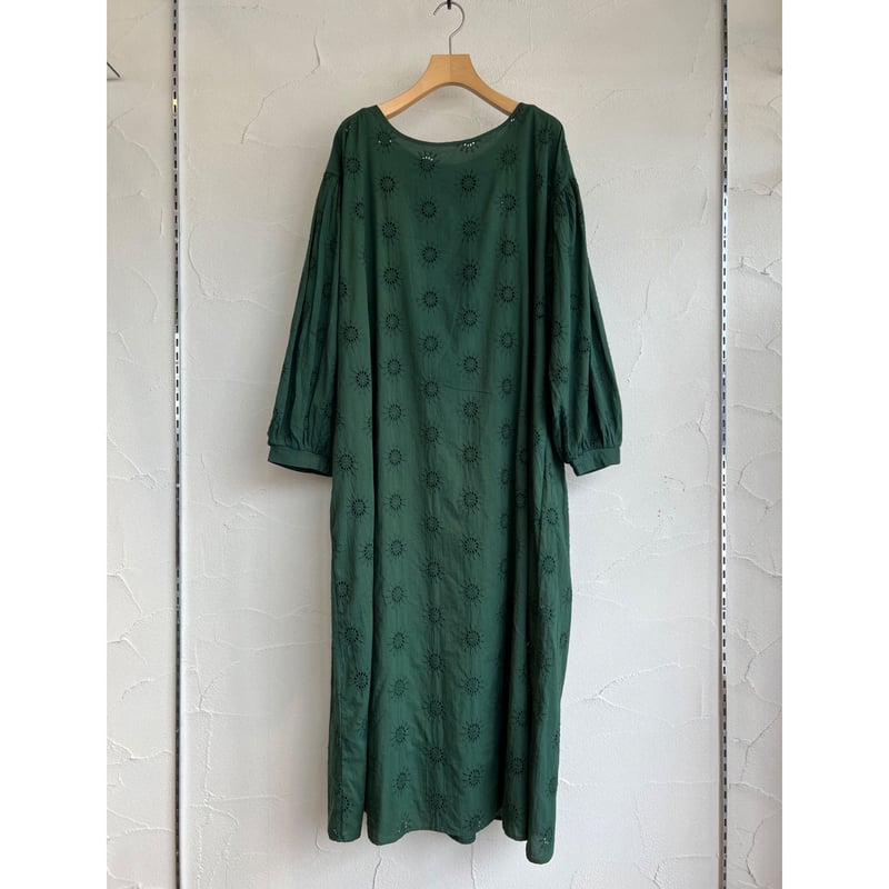 インドコットン刺繍ロングワンピース【Audrey and John Wad