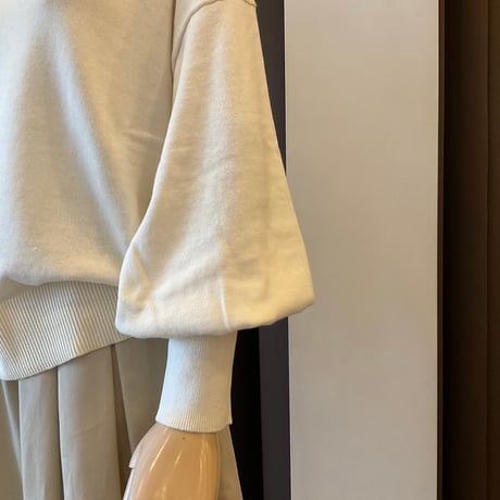 パフスリーブコットンニット