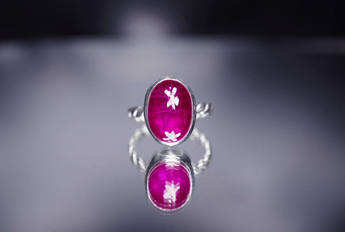 最新作★「チェリールビー」の世界でひとつの天然石リング 最新作☆「チェリールビー」の世界でひとつの天然石リング