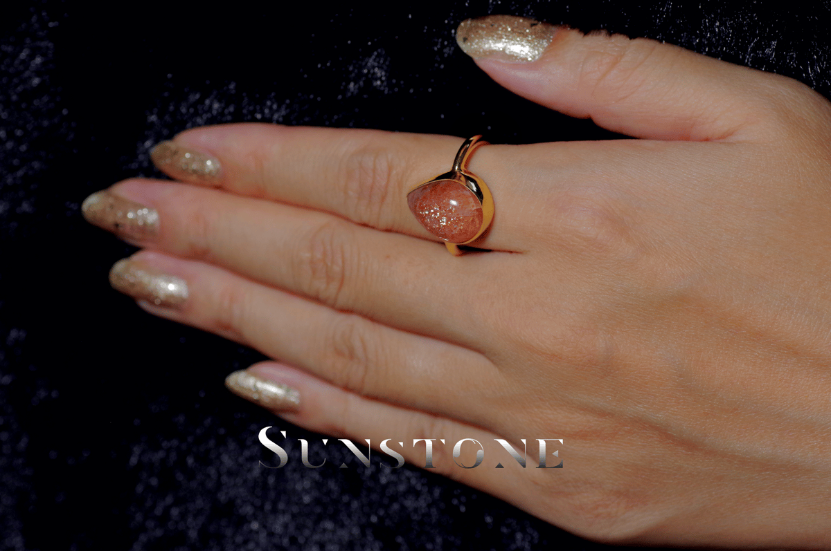 New『SunStone』の世界でひとつの天然石リングsilver925 + 22kgf |
