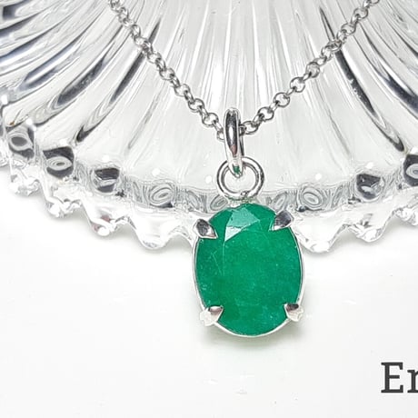 ミーコ❣️ラスト1超巨大エメラルドクォーツスクエア型ペンダントネックレス ラスト1超巨大エメラルドクォーツスクエア型ペンダントネックレス S002