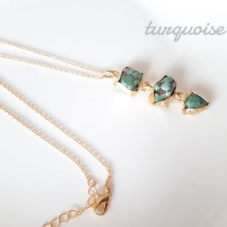 『Turquoise』の三連天然石ネックレス