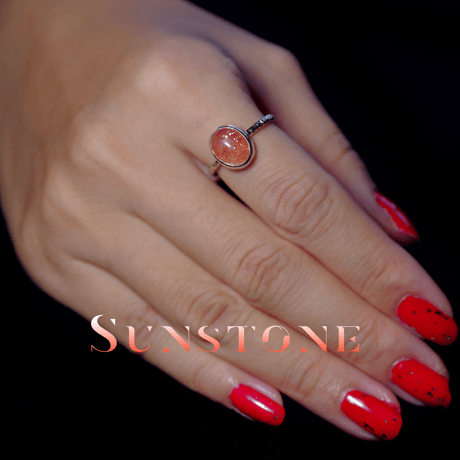 New『SunStone』の世界でひとつの天然石リングsilver925 + ロジウムコーティング