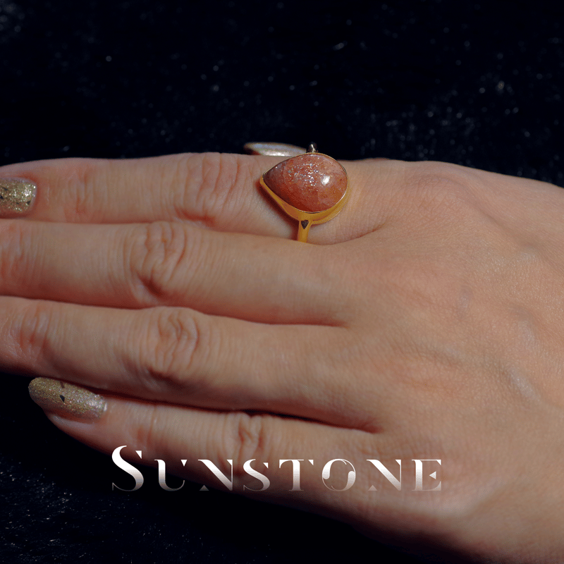 New『SunStone』の世界でひとつの天然石リングsilver925 + 22kgf |