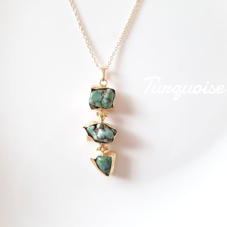 『Turquoise』の三連天然石ネックレス