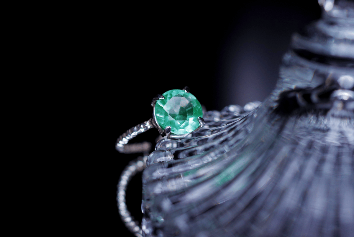 最新作☆『 Emerald 』の世界でひとつの天然石リング - アクセサリー