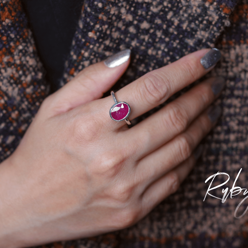 New Arrival☆新作☆『ルビー』☆の世界でひとつの天然石リング 