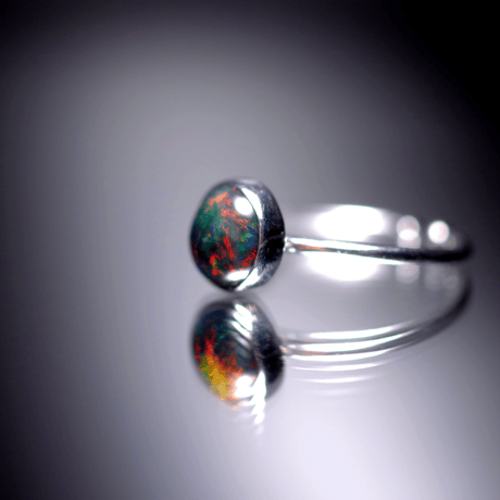 新作 ☆『Black Opal』☆の世界でひとつの天然石リングsilver925 + ロジウムコーティング