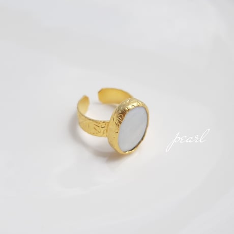 New Brass Collection『Pearl』の世界でひとつの天然石リング