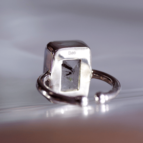 New『ブラックルチルクォーツ』の世界でひとつの天然石リングsilver925 + ロジウムコーティング*6carats