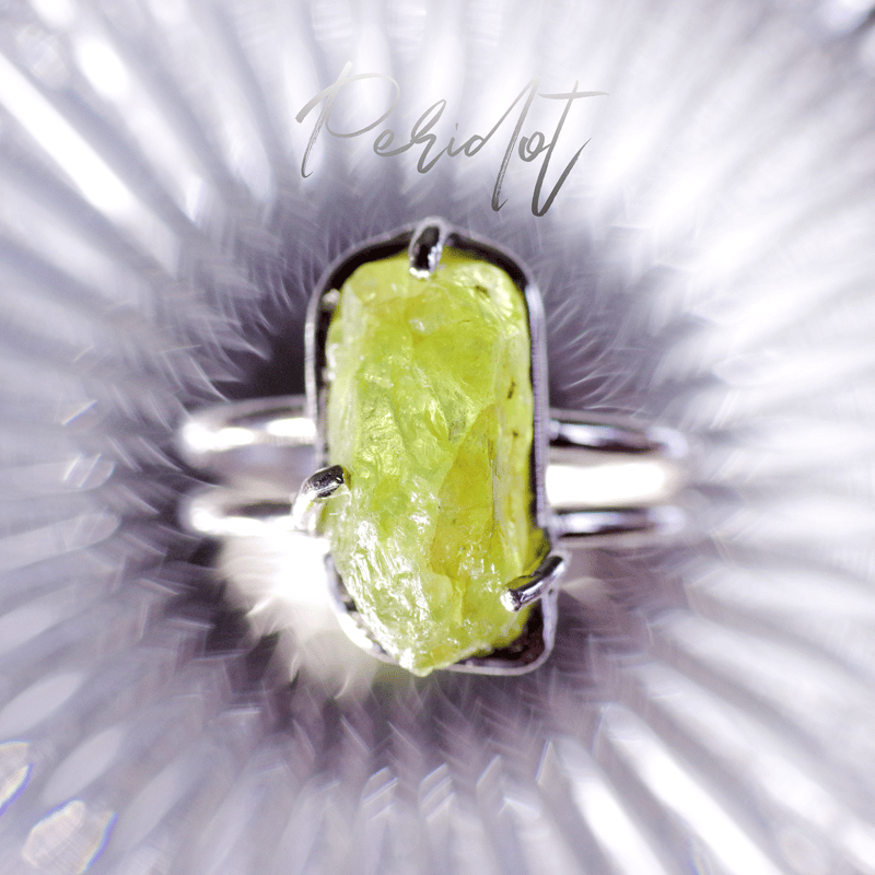 New『原石ペリドット』の世界でひとつの天然石リングsilver925 +