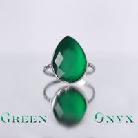 新作 ☆『 Green Onyx』☆の世界でひとつの天然石リングsilver925 + ロジウムコーティング
