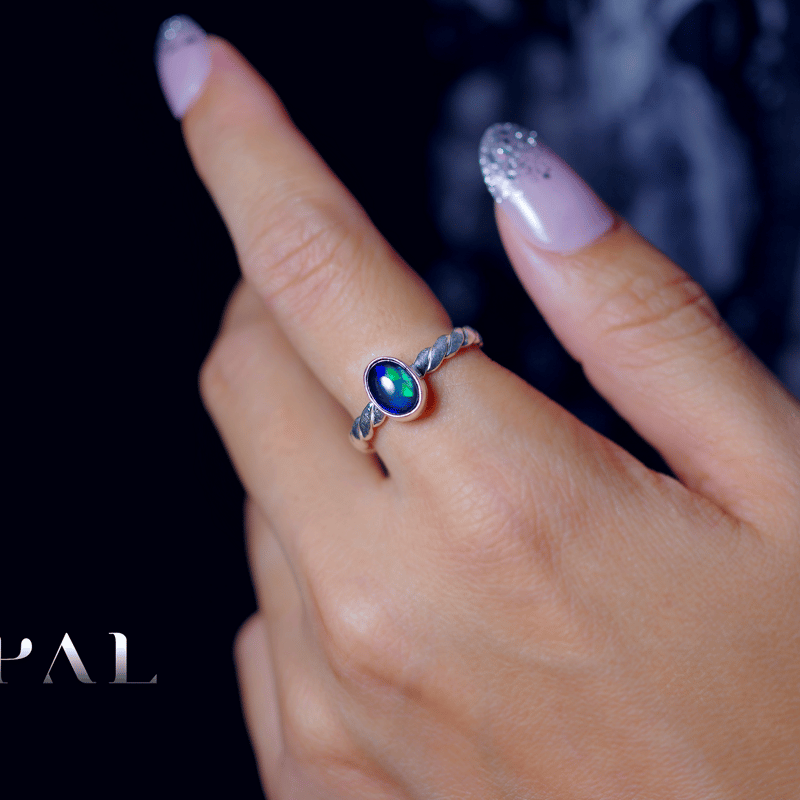 NEW ☆ 新作 ☆『Opal』☆の世界でひとつの天然石リングsilver925 
