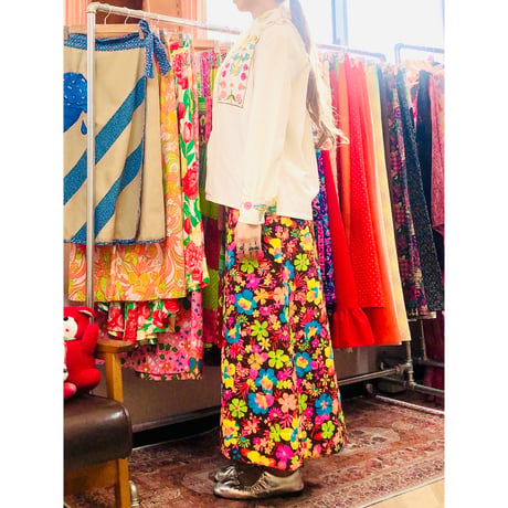 70s Brown floral quilted maxi skirt【01082】