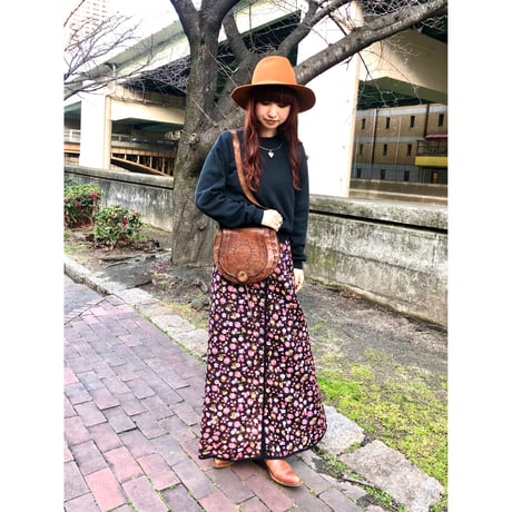 70s Black floral quilted maxi skirt【01081】