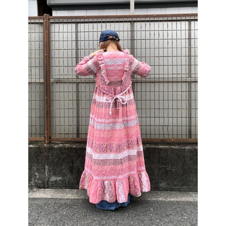 70s SEARS Quilted pink dress / gown【01404】