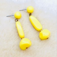 90s Yellow dangle pierce【01135】