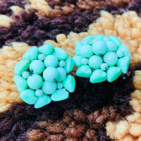 Vintage cluster earrings / LIME GREEN【00565】