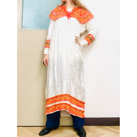 70s white satin floral dress【00889】