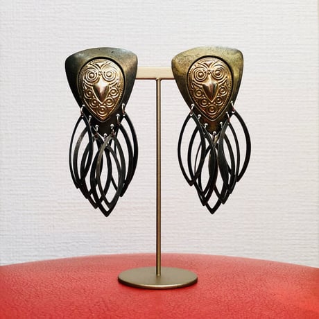 Vintage metal dangle pierce【00760】