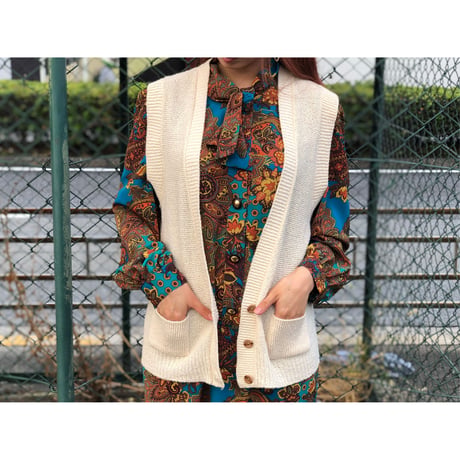 80s Ivory knit vest【00422】