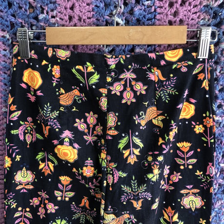 Vintage black floral flare pants【01403】
