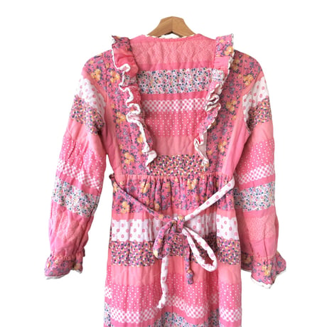 70s SEARS Quilted pink dress / gown【01404】