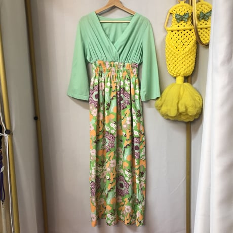 70s Green and floral maxi dress【01229】