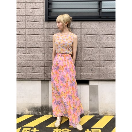 Pink floral sleeveless top【01479】