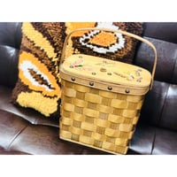 Vintage butterfly wood basket 【00645】