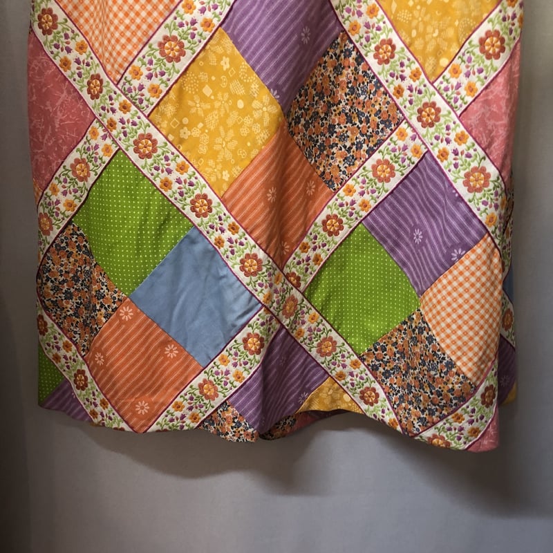 ♥70sVintage✽70sパッチワーク刺繍スカート♥ 70s 70年代 vintage パッチワーク スカート 花柄 古着 カラフル