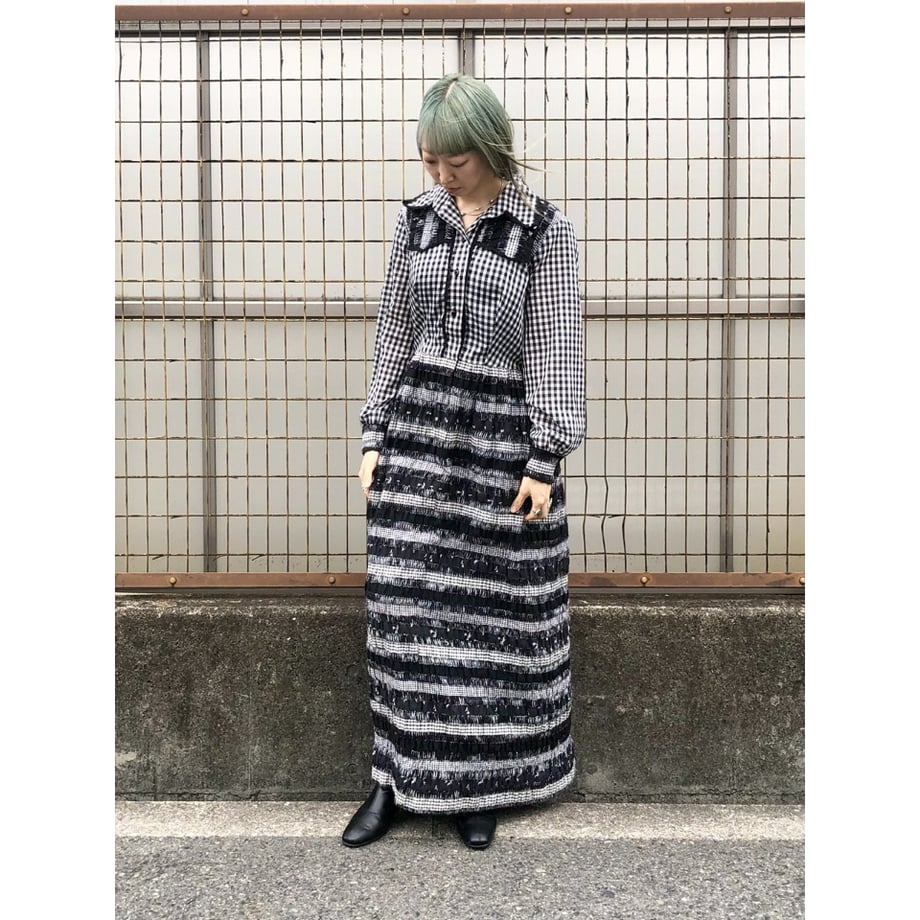 69557a794e941c4bb673b589