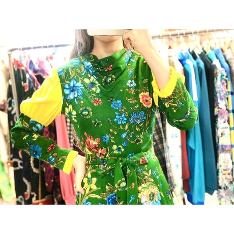 70s Bugs and Flower maxi dress【01036】