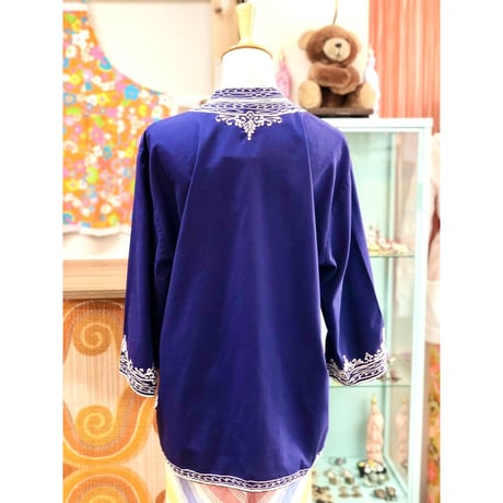 Caro of Honolulu Embroidered Blouse / Navy【01144】