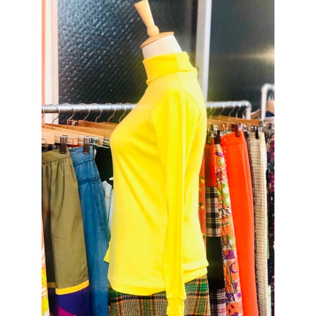 80s Yellow turtleneck top【01013】