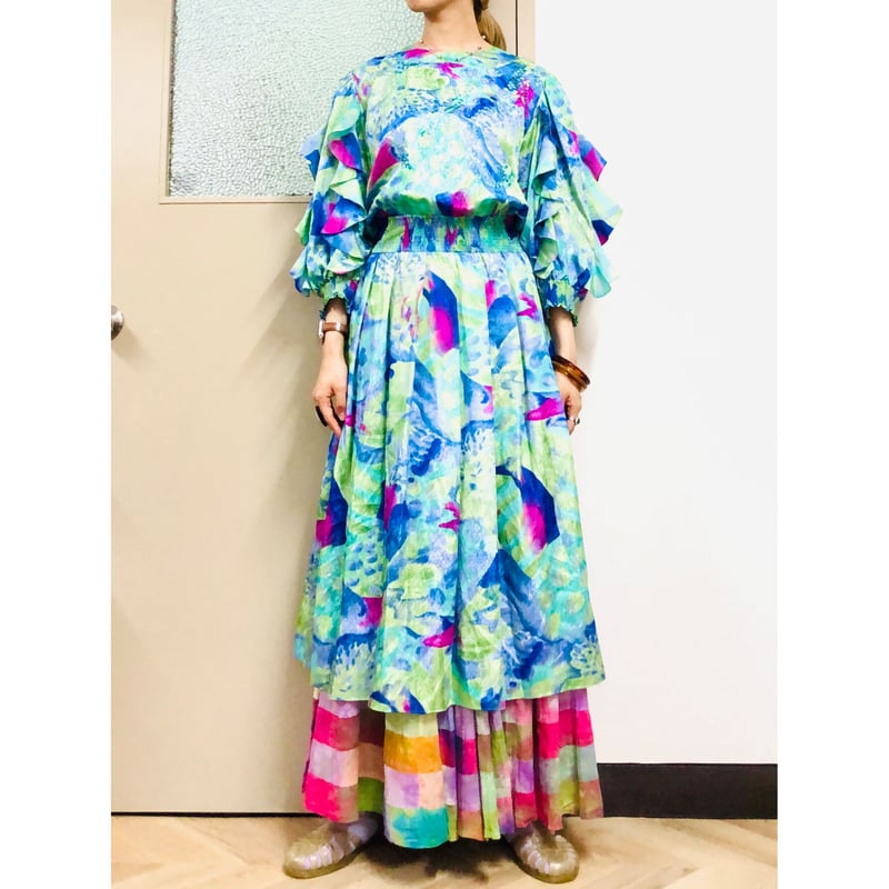 80s MONTAGE NIGHT watercolor ruffle dress【00976...