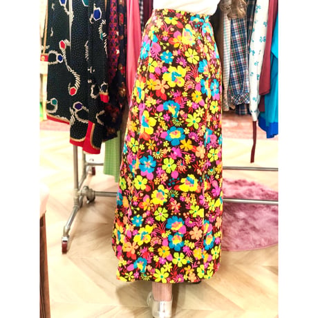 70s Brown floral quilted maxi skirt【01082】