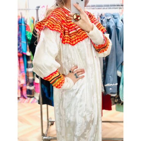 70s white satin floral dress【00889】