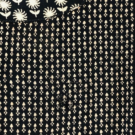 Vintage black floral sleeveless top【01195】