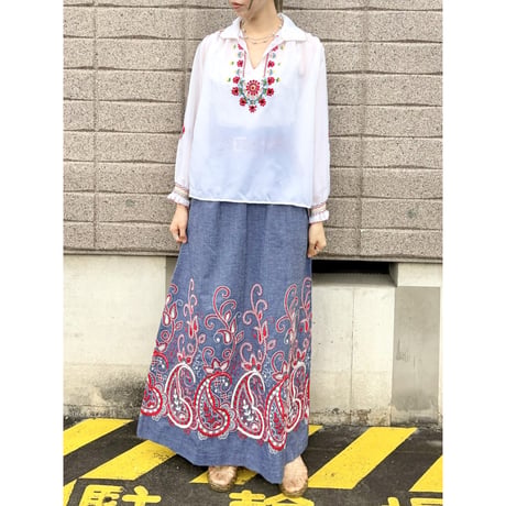70s Embroidery maxi skirt【01501】