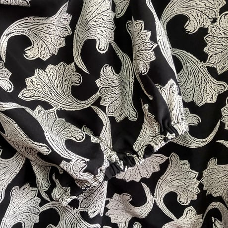 SUSAN FREIS Monotone 2PC【01386】