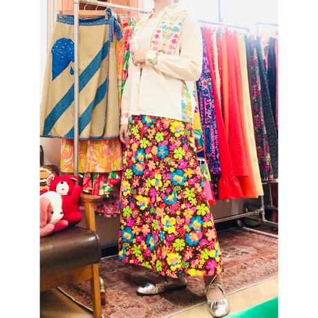 70s Brown floral quilted maxi skirt【01082】
