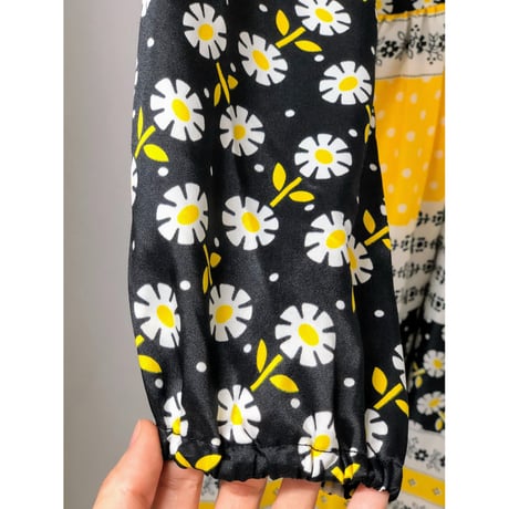 60s Black × Yellow floral maxi dress【00590】