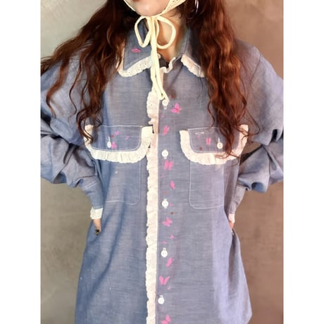 70s Butterfly paint chambray shirt【01292】