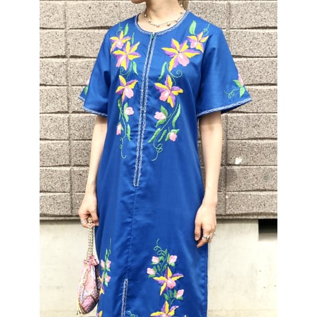 70s Blue embroidery dress【01493】