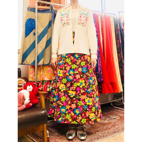 70s Brown floral quilted maxi skirt【01082】