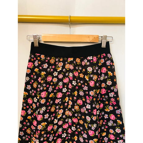 70s Black floral quilted maxi skirt【01081】