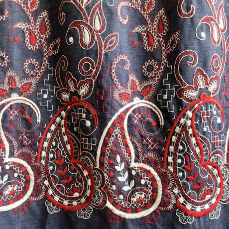 70s Embroidery maxi skirt【01501】